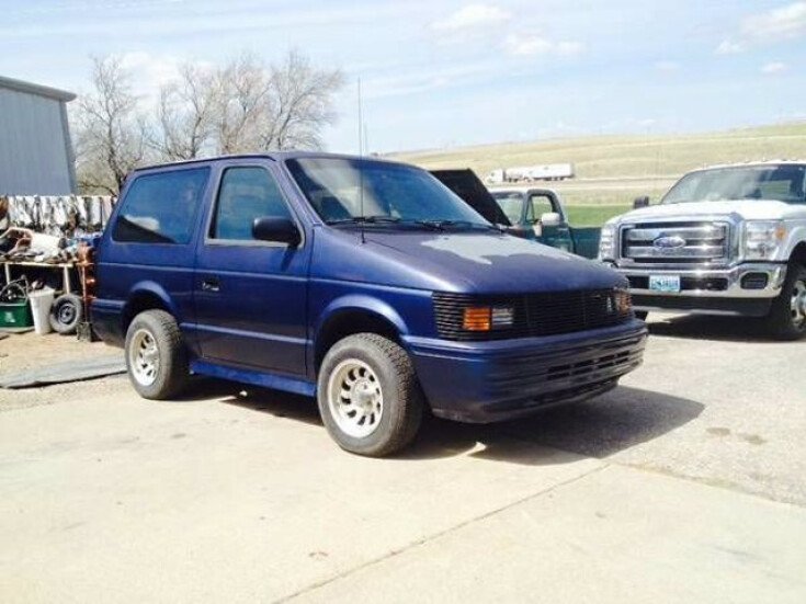 Photo for 1993 Plymouth Voyager